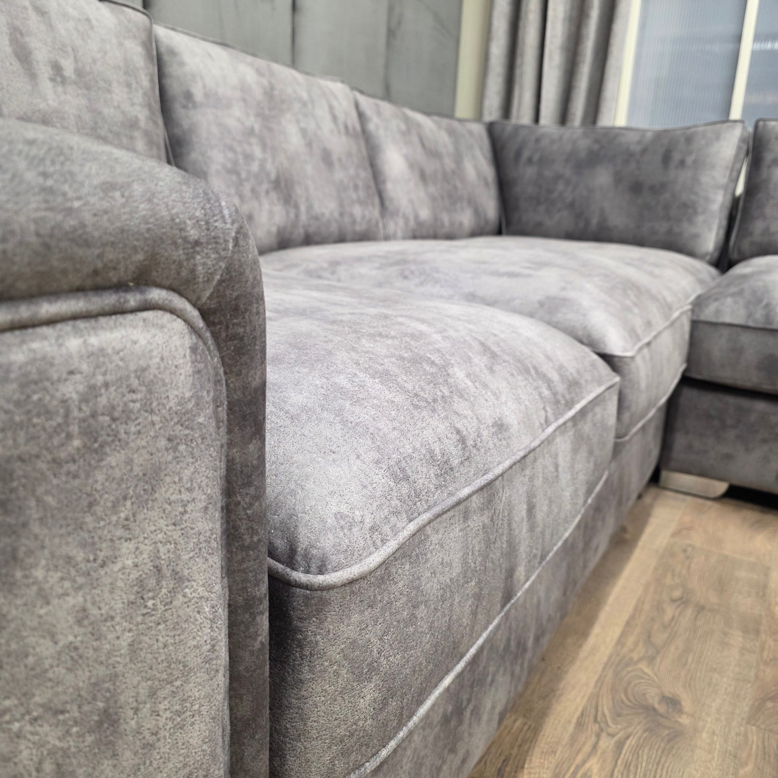 Die Luxus-Sofaserie Harland Premium